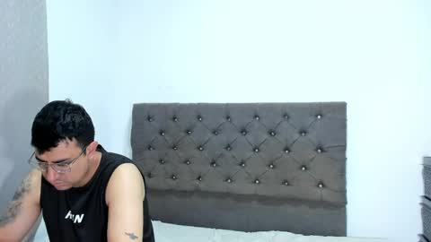 Snapshot of paolaanddaniel chatting on May 21, 11:28 am paolaanddaniel online show from May 21, 11:28 am