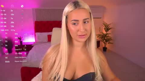Lia online show from July 25, 2:14 pm