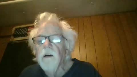Snapshot of papajb70 chatting on February 3, 10:09 am papajb70 online show from February 3, 10:09 am