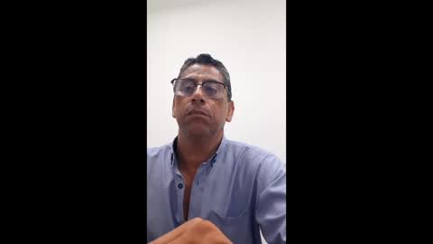 Snapshot of papi2525 chatting on February 13, 10:39 pm papi2525 online show from February 13, 10:39 pm