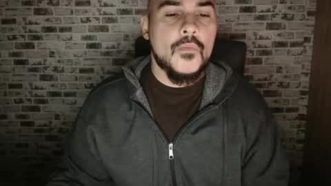 papicho2014 online show from October 3, 9:50 am