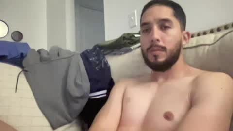 papicubano_guapo23cm online show from April 16, 12:50 pm