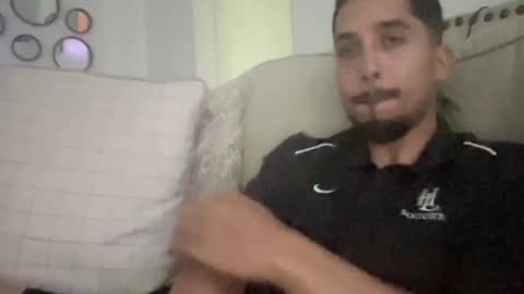 Snapshot of papicubano_guapo23cm chatting on May 29, 1:20 pm papicubano_guapo23cm online show from May 29, 1:20 pm