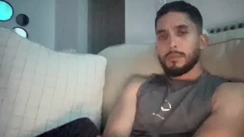 Snapshot of papicubano_guapo23cm chatting on July 23, 5:05 am papicubano_guapo23cm online show from July 23, 5:05 am