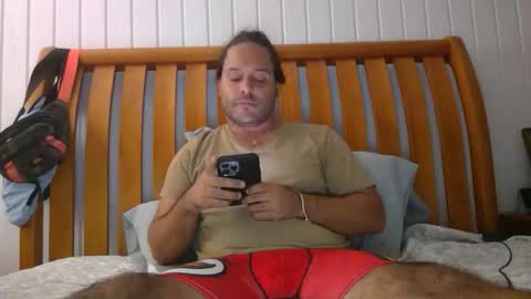 Snapshot of papiipr185 chatting on February 3, 8:41 am PapiiPR185 online show from February 3, 8:41 am