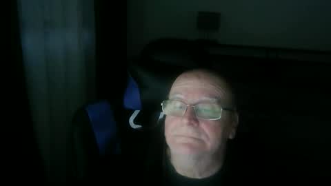 papilly online show from March 28, 10:26 am