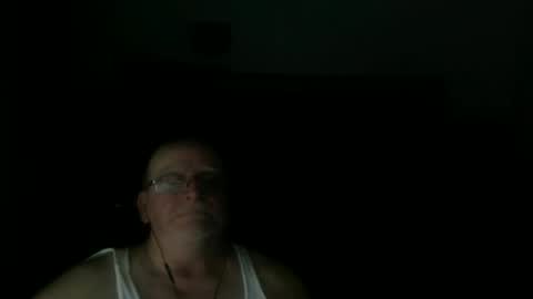 papilly online show from April 14, 8:20 am