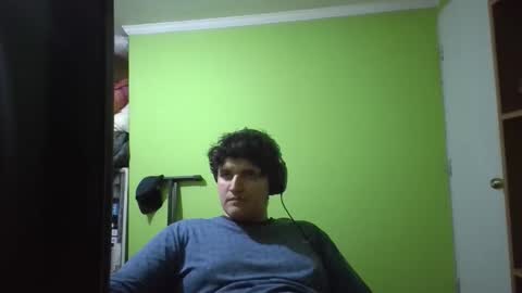 Snapshot of papitowilly999 chatting on October 31, 8:04 am Papito online show from October 31, 8:04 am