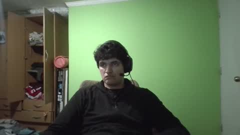 Snapshot of papitowilly999 chatting on June 25, 2:00 am Papito online show from June 25, 2:00 am