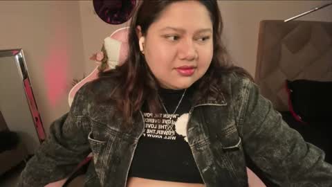 Snapshot of paprik_ chatting on November 16, 6:02 pm Paprika online show from November 16, 6:02 pm