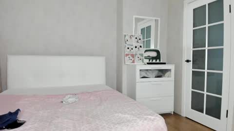 Melena online show from April 25, 1:41 pm