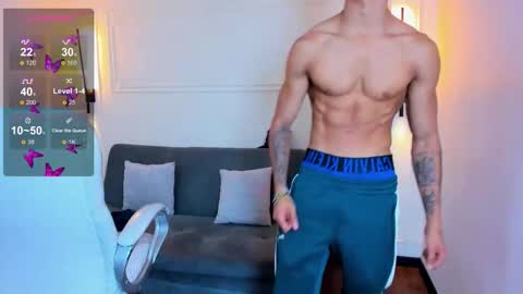 Ryan And Casper online show from December 2, 3:51 pm