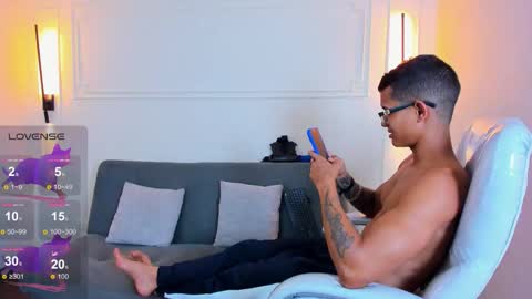 Ryan And Casper online show from February 13, 5:53 pm