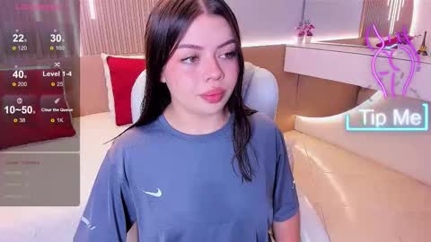 Snapshot of paradise_doll_s chatting on December 5, 3:48 am Amy and my doll online show from December 5, 3:48 am