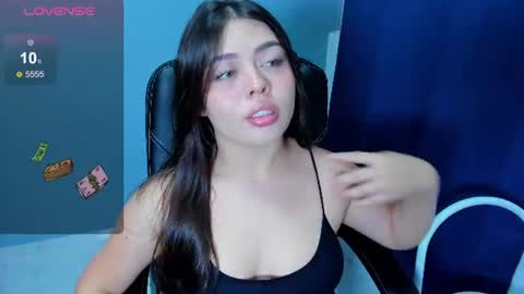 Amy and my doll online show from June 18, 2:23 am