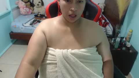 Snapshot of pareja_explosivasexx chatting on January 11, 11:34 am Luna online show from January 11, 11:34 am