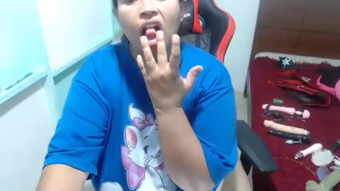 Snapshot of pareja_explosivasexx chatting on November 8, 5:40 am Luna online show from November 8, 5:40 am