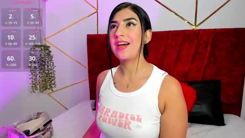 paris_evans_01 online show from November 14, 1:32 pm