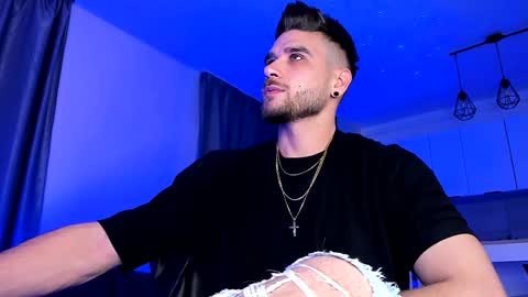 Paris online show from December 1, 10:43 pm