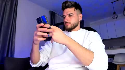 Paris online show from September 18, 8:55 pm