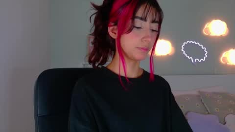 PARIS online show from October 4, 12:03 pm