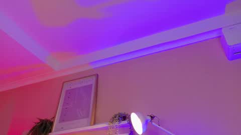 PARIS online show from March 7, 7:33 pm