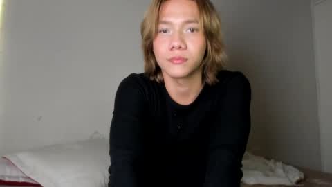 Snapshot of parisstone2 chatting on January 20, 11:21 pm connie online show from January 20, 11:21 pm