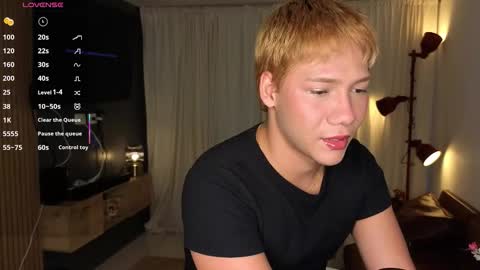 Snapshot of parisstone2 chatting on October 15, 10:43 pm connie online show from October 15, 10:43 pm