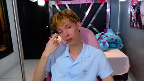 park_jimin1 online show from September 24, 12:08 pm