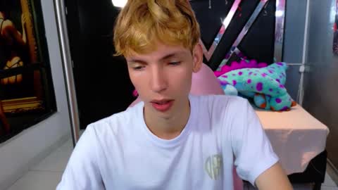 park_jimin1 online show from September 25, 12:09 pm