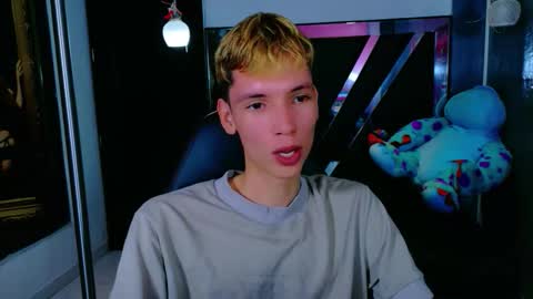 park_jimin1 online show from November 28, 4:31 pm