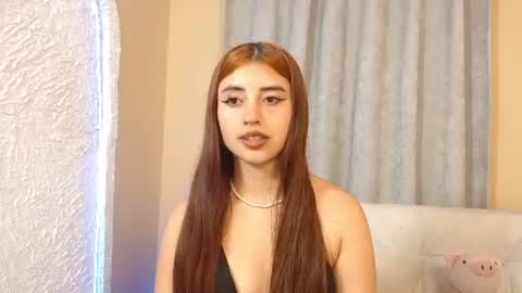 Snapshot of parker_leex chatting on July 27, 1:23 am parker_leex online show from July 27, 1:23 am