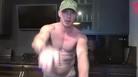 Snapshot of parkerflexes chatting on May 19, 1:06 pm Parker online show from May 19, 1:06 pm