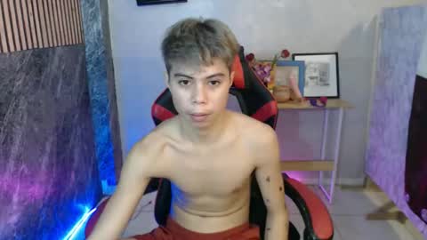 Snapshot of parkseo_yeon chatting on October 20, 5:46 pm HENRY online show from October 20, 5:46 pm