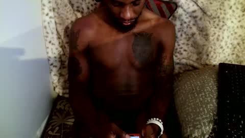 Snapshot of parlay0028 chatting on December 6, 3:19 am Parlay tellio online show from December 6, 3:19 am