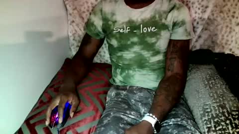 Snapshot of parlay0028 chatting on December 30, 2:09 am Parlay tellio online show from December 30, 2:09 am