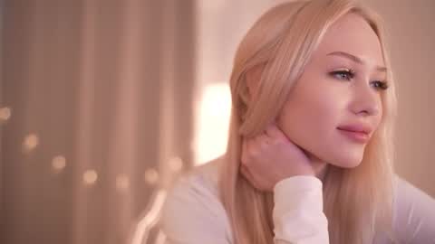 Sofi online show from November 24, 12:49 pm