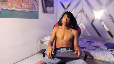 PARZIVAL online show from February 1, 7:45 pm