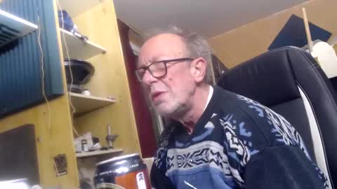 Snapshot of pascal88881 chatting on December 8, 12:07 am pascal88881 online show from December 8, 12:07 am