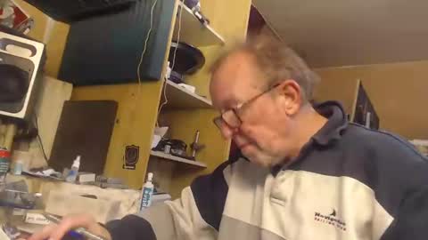 Snapshot of pascal88881 chatting on December 17, 10:34 am pascal88881 online show from December 17, 10:34 am