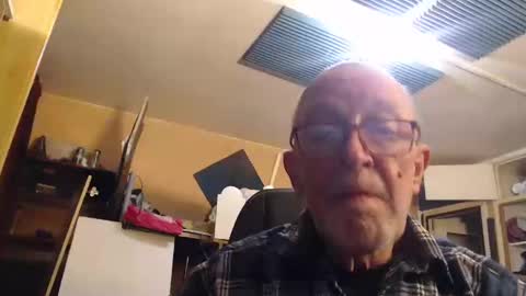 Snapshot of pascal88881 chatting on December 23, 1:56 pm pascal88881 online show from December 23, 1:56 pm