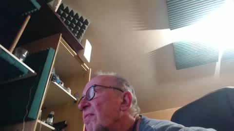 Snapshot of pascal88881 chatting on November 13, 11:53 am pascal88881 online show from November 13, 11:53 am