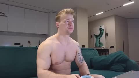 Snapshot of pashka_x chatting on February 17, 4:53 am Pashka online show from February 17, 4:53 am