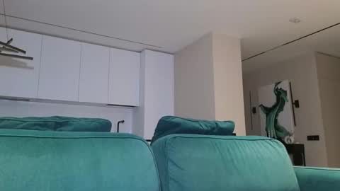 Snapshot of pashka_x chatting on September 22, 6:37 am Pashka online show from September 22, 6:37 am