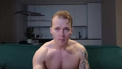 Snapshot of pashka_x chatting on November 3, 6:14 am Pashka online show from November 3, 6:14 am