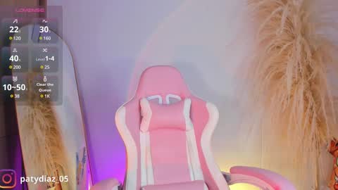 Snapshot of patricia69fox chatting on February 20, 10:37 pm Paty online show from February 20, 10:37 pm