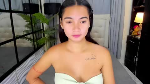 Snapshot of patricia_miller08 chatting on May 17, 2:53 am patricia_miller08 online show from May 17, 2:53 am