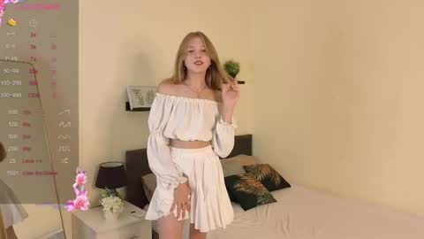 Vicki online show from September 19, 10:05 am