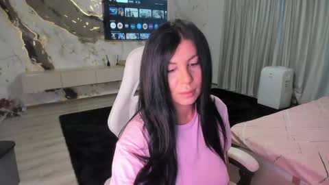 Snapshot of patriciakeys chatting on June 9, 2:23 am Patricia online show from June 9, 2:23 am