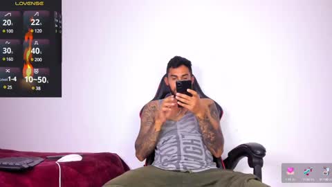 Snapshot of patrick_hot69 chatting on February 23, 2:07 am patrick_hot69 online show from February 23, 2:07 am